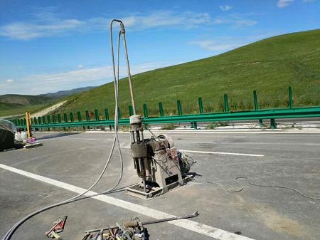井陉矿公路地基基础注浆加固